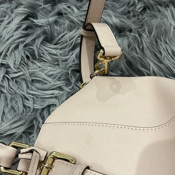 Michael Kors Ciara TZ Large Tote w/ zipper - Picture 7 of 10